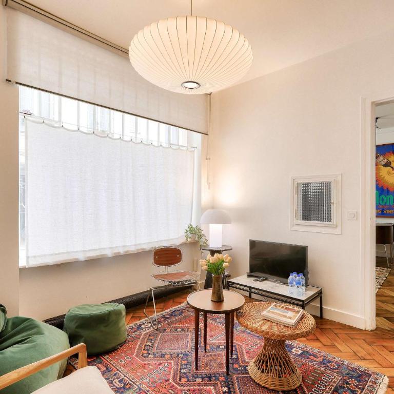 Bright apartment in the 10Arr. - 4 people - Appartement 1 Chambre - 5