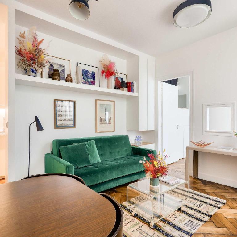 Bright apartment in the 10Arr. - 4 people - Appartement 1 Chambre - 8