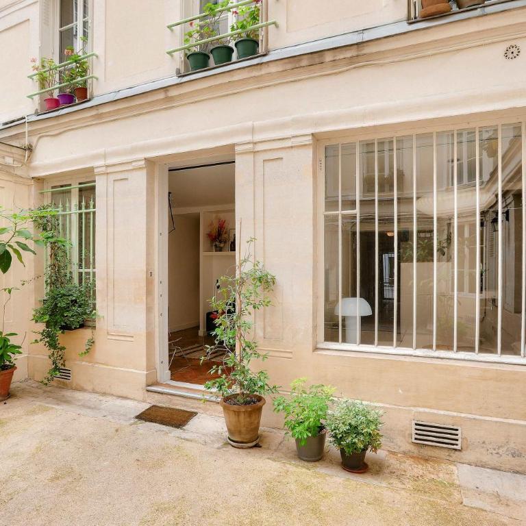 Bright apartment in the 10Arr. - 4 people - Appartement 1 Chambre - 20