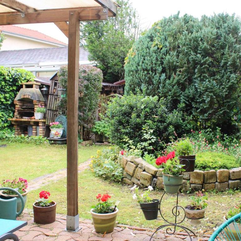 Spacious quiet house with pretty garden - Casa Vacanze - 36