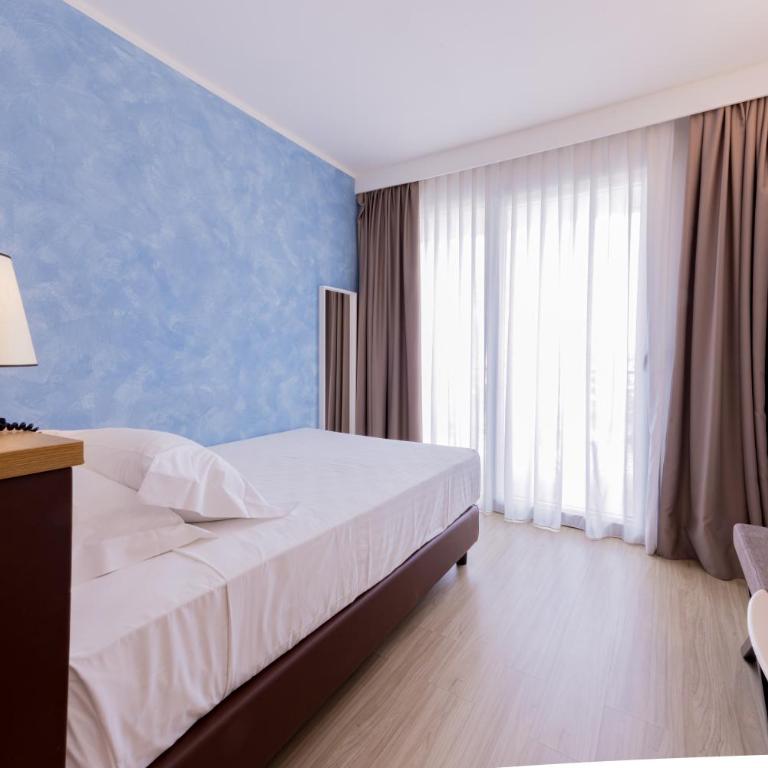 Hotel Viareggio - Camera Matrimoniale Economy - 4