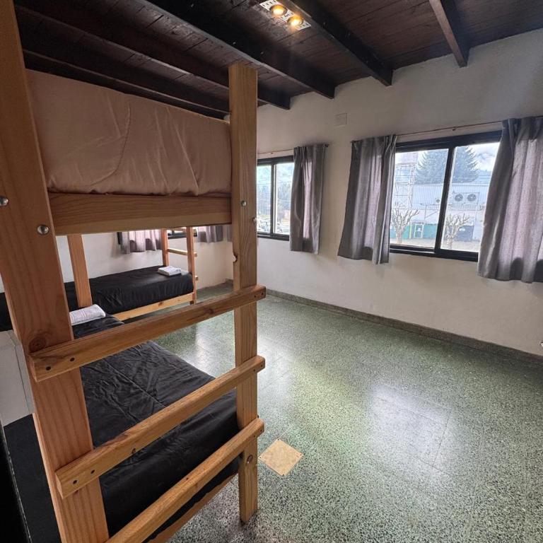 Hostel 360 Patagonia - Bed in 8-Bed Mixed Dormitory Room - 7