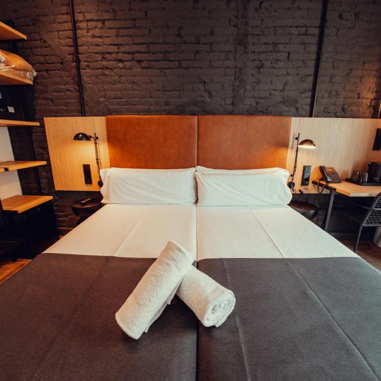Hotel Transit - Double Room - 28