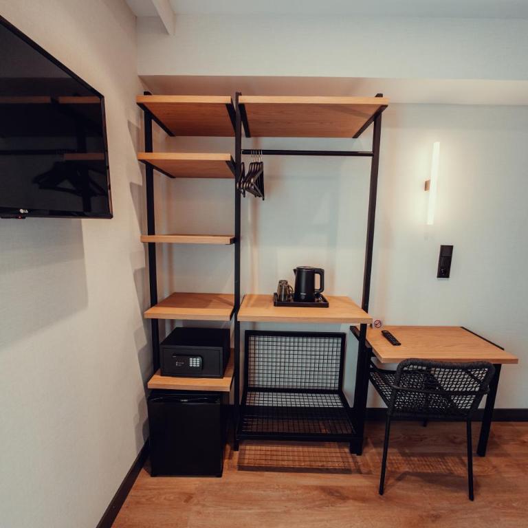 Hotel Transit - Basic Single Room - 7