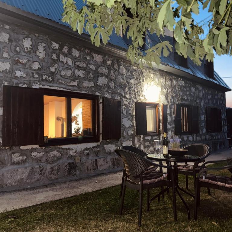 Stone House - Virak - Two-Bedroom House - 36