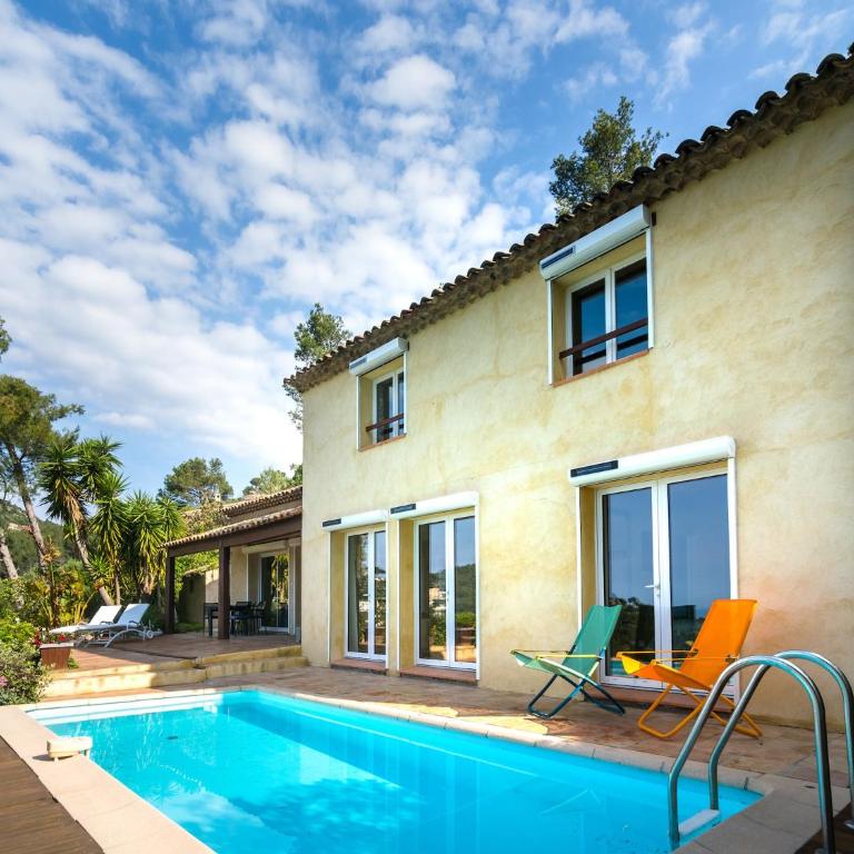 Villa in Hyères near Beach & Pool - Villa 4 Chambres - 2