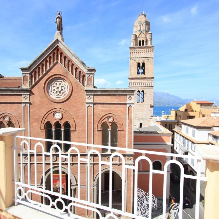 Il Viaggiatore Gaeta Medievale B&B - Deluxe Double Room with Balcony and Sea View - 24