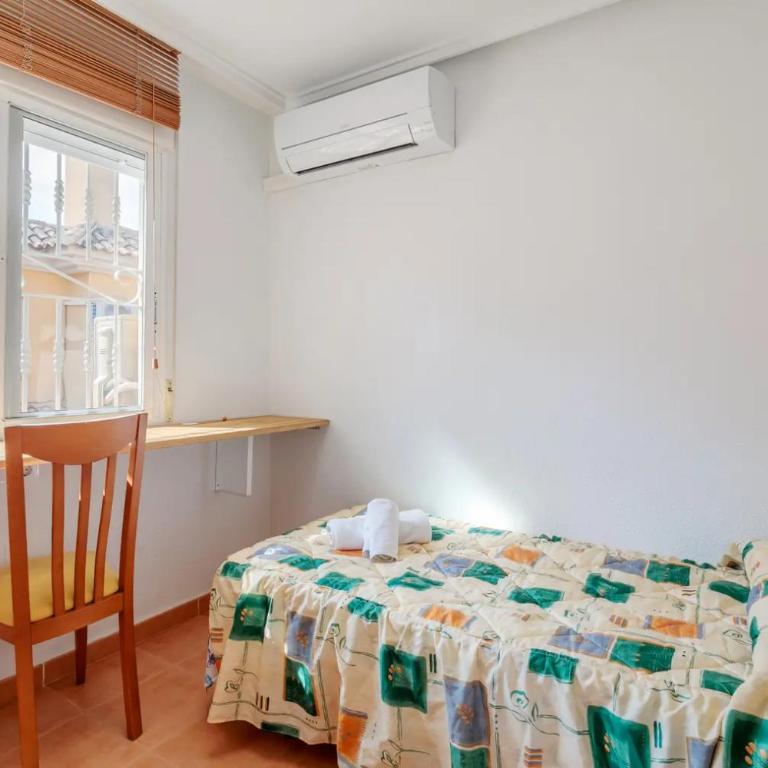 Pretty Bungalow With Private Garden - Casa de 3 dormitorios - 13