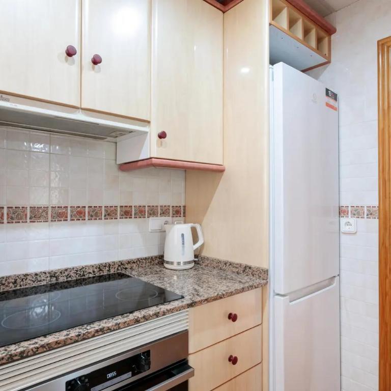 Pretty Bungalow With Private Garden - Casa de 3 dormitorios - 19