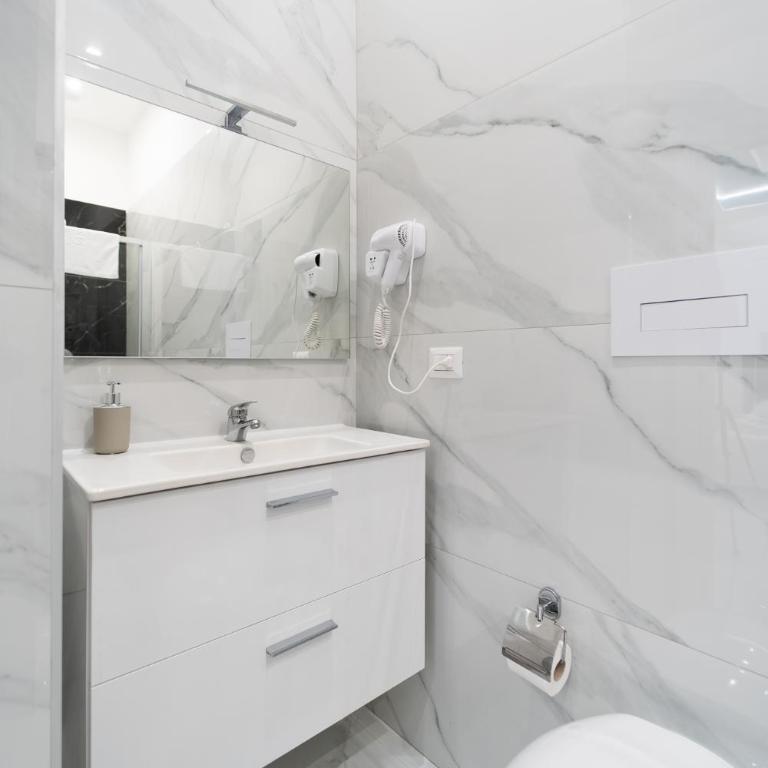 B&B Vico Teresa 148 - Superior King Room - 5