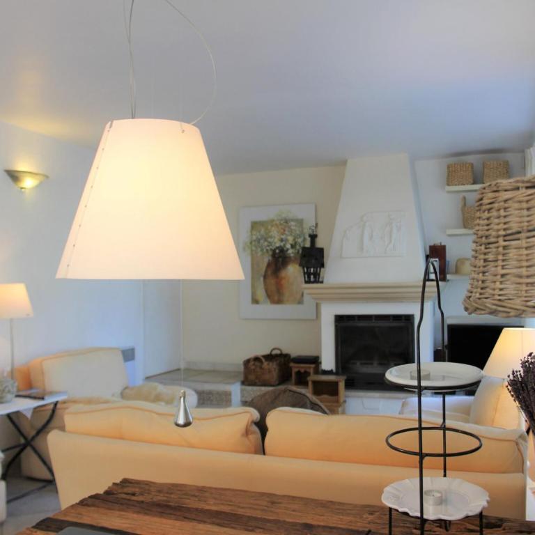 Holiday Home in Fréjus with Pool & Tennis - Two-Bedroom Holiday Home - 11