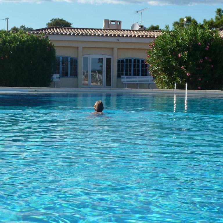 Holiday Home in Fréjus with Pool & Tennis - Two-Bedroom Holiday Home - 6