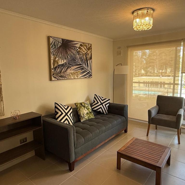 Moderno departamento en El Tabo - Two-Bedroom Apartment - 1