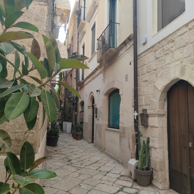 CconfortHotels Dimora San Triggiano - Three-Bedroom Apartment - 1