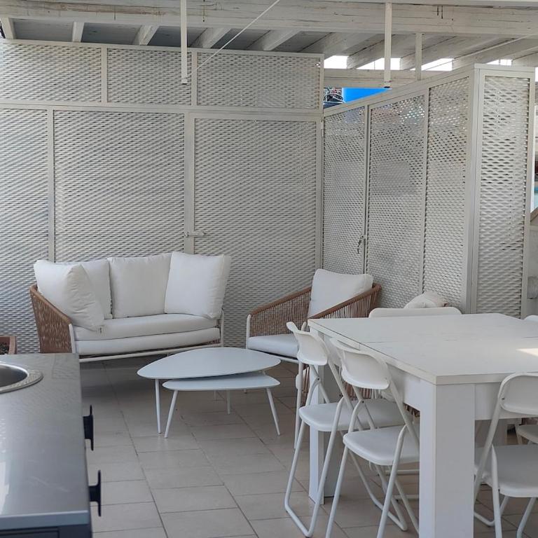 CconfortHotels Dimora San Triggiano - Three-Bedroom Apartment - 12