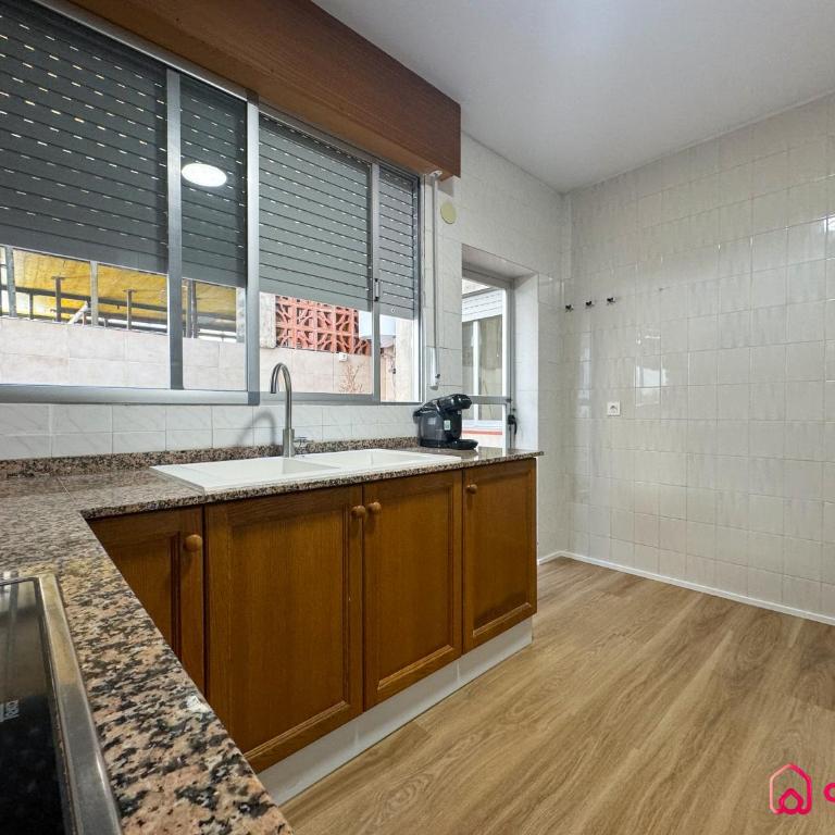 La Alameda - Three-Bedroom Apartment - 18