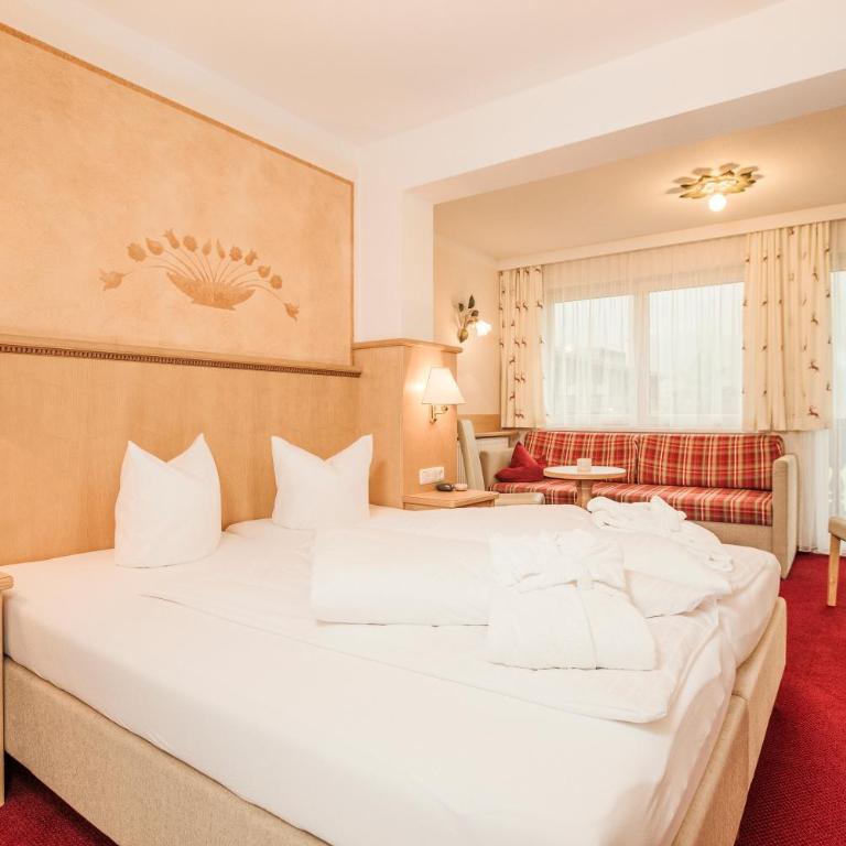 Hotel Alpenhof Kristall - Comfort Doppelzimmer mit Balkon - 2