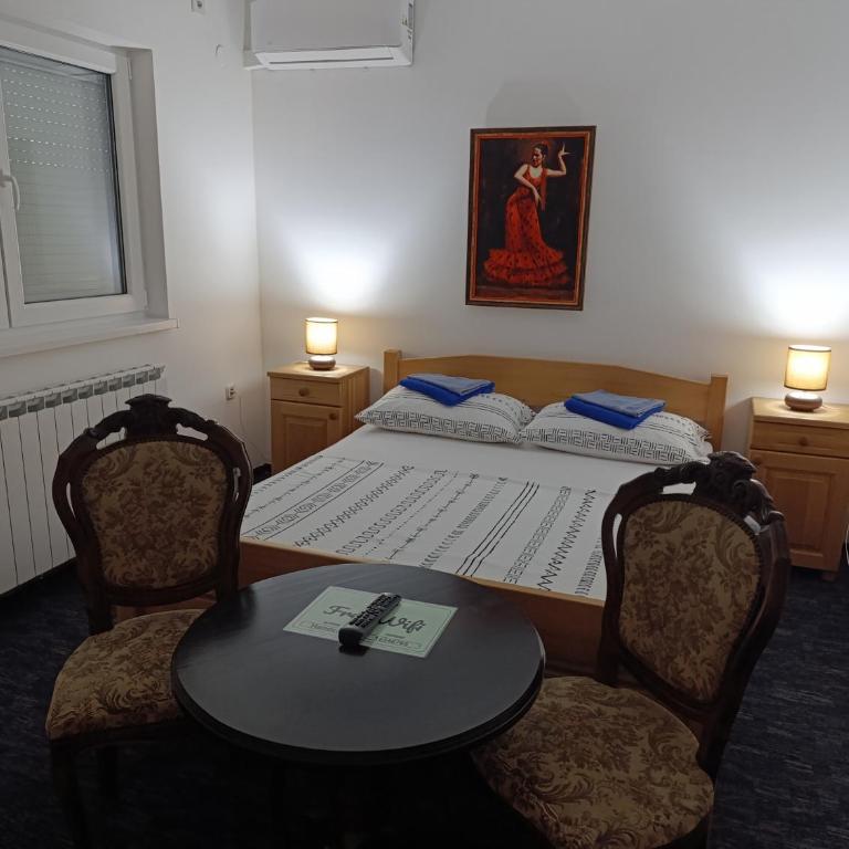 Apartment Bistrik medresa - free parking - Two-Bedroom Apartment - 12