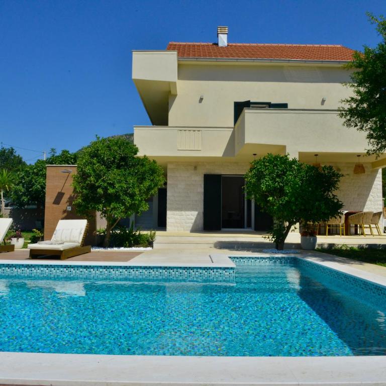 Villa Jovanovic - Vila sa Sopstvenim Bazenom - 3