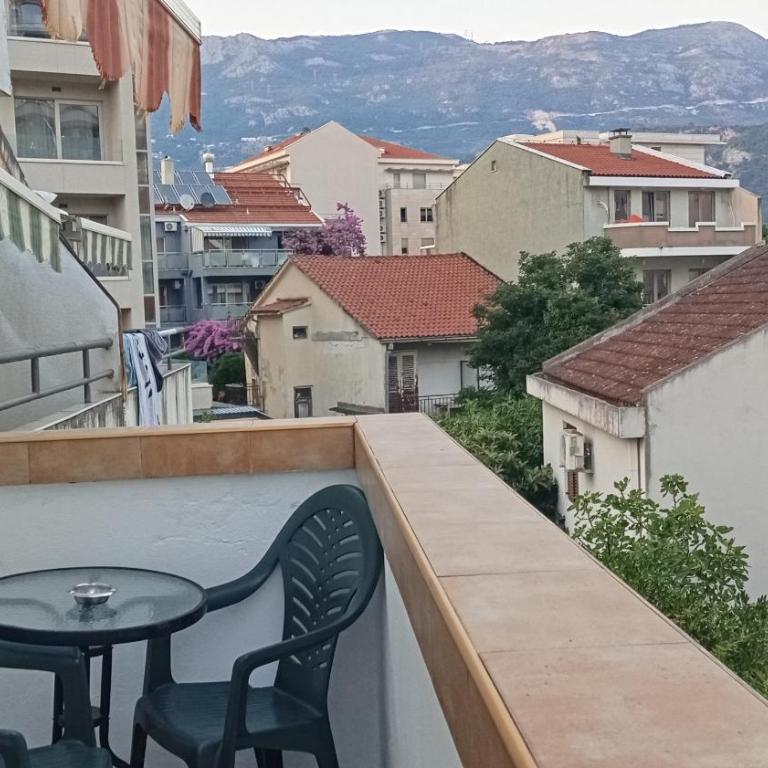 Apartments Pier - Studio with Sofa Bed Annex 1 - 2