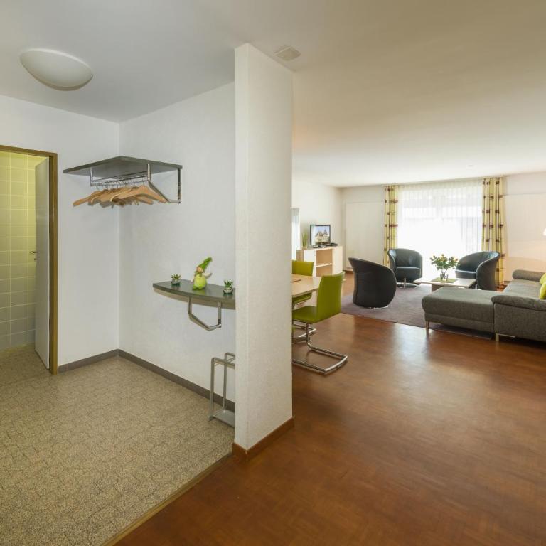 Postgebäude - Apartment mit 3 Schlafzimmern und Bergblick (11) - 4