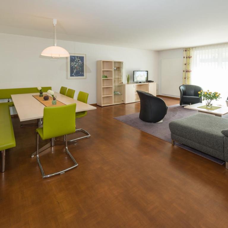 Postgebäude - Apartment mit 3 Schlafzimmern und Bergblick (11) - 1