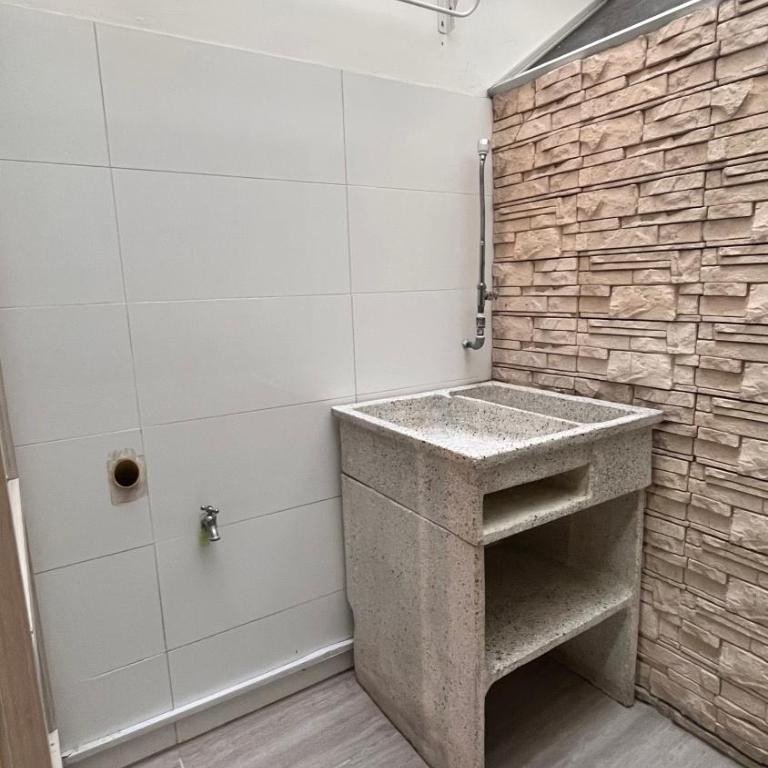 Apartaestudio moderno en el centro de la ciudad - Apartamento de 1 dormitorio - 10