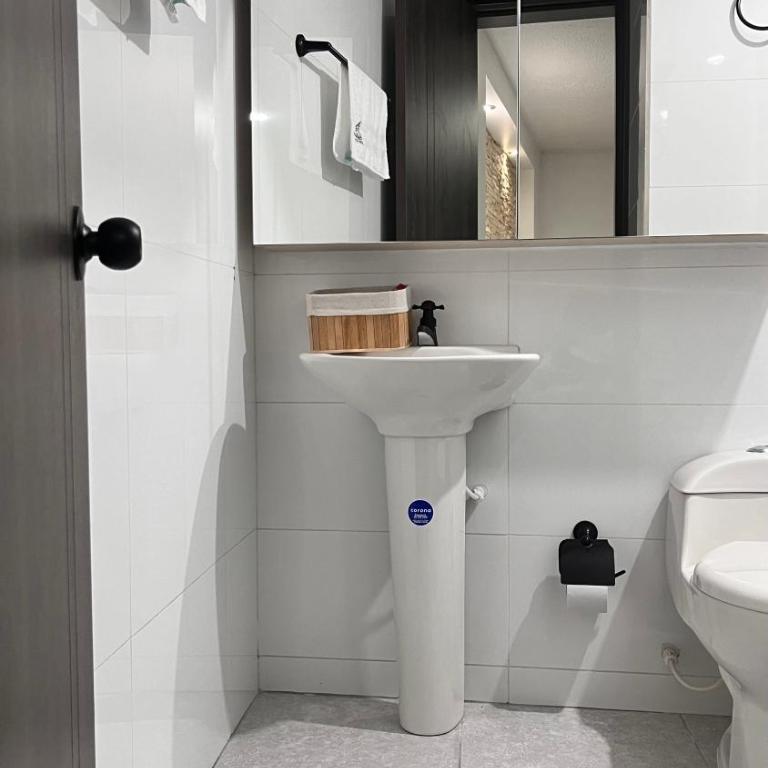 Apartaestudio moderno en el centro de la ciudad - Apartamento de 1 dormitorio - 7