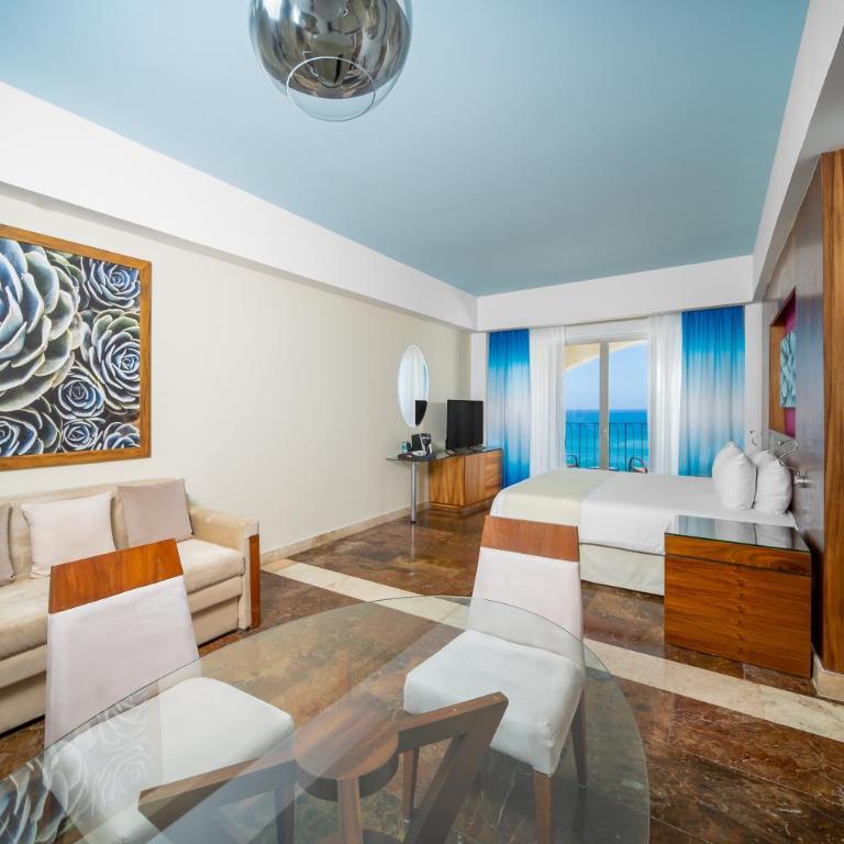 Altitude by Krystal Grand Los Cabos - All Inclusive - Altitude Junior Suite Ocean Front King - 3