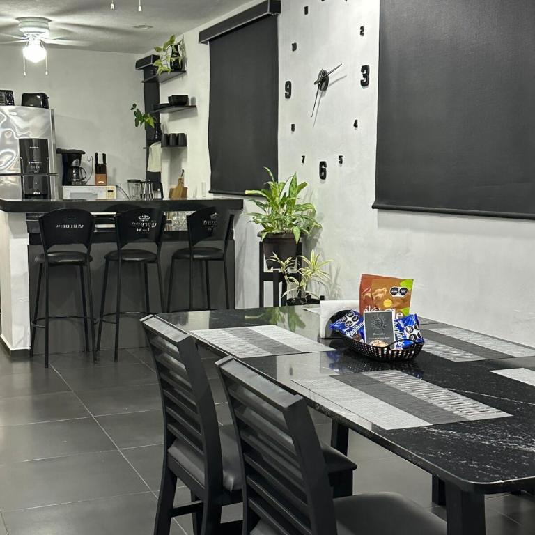 Casa Sol y Luna - Three-Bedroom Apartment - 10