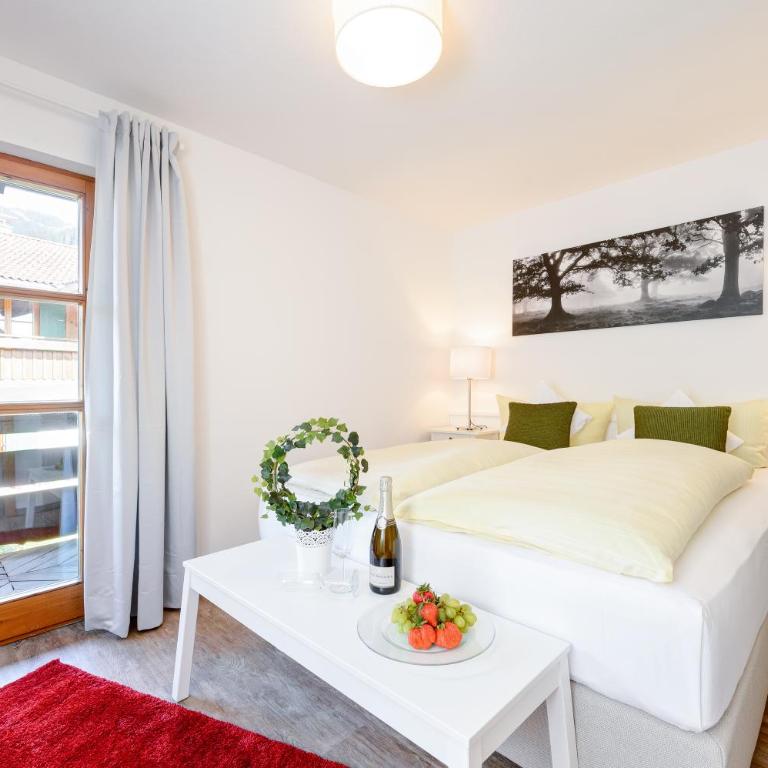 "Ferienwohnung Ess" - Annehmlichkeiten von 4-Sterne Familien-und Wellnesshotel Viktoria können mitbenutzt werden - Apartment mit 2 Schlafzimmern - 2