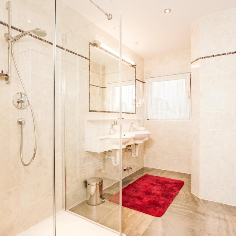 Hotel Alpenhof Kristall - Familiensuite mit Balkon - 1