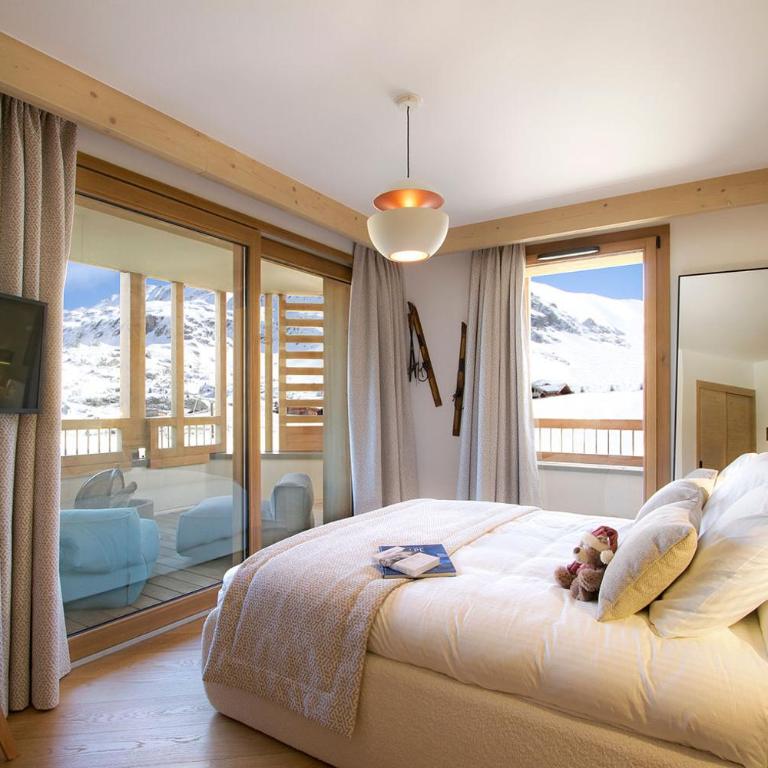Résidence Phoenix A by Leavetown Vacations - Three-Bedroom Apartment with Balcony - 3