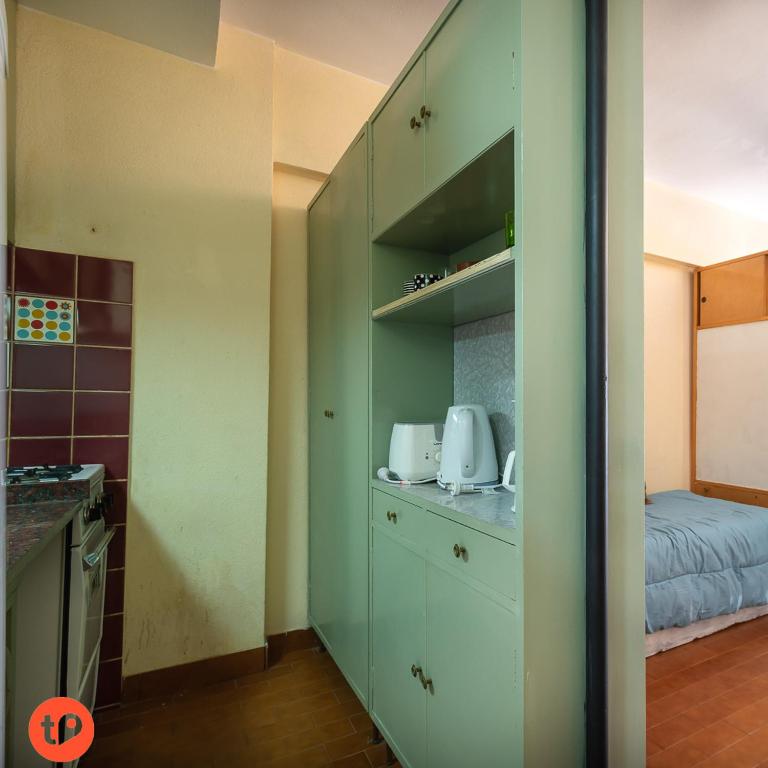 Excelente ubicación en zona Güemes, luminoso monoambiente - Two-Bedroom Apartment - 2