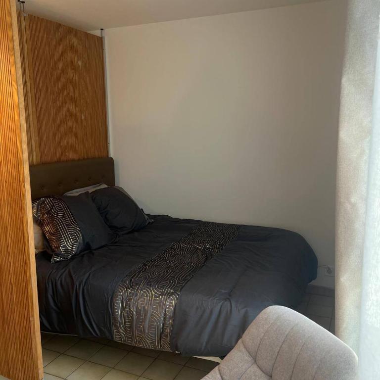 Appartement moderne 43 m2 au cœur de Montpellier, Tramway au pied de l'immeuble, Parking public, Idéal pour 1 à 3 personnes - Apartment - 6