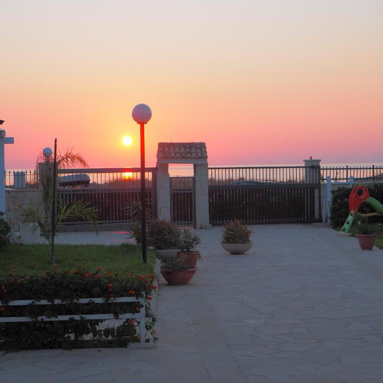 Rada Delle Tortore - One-Bedroom Apartment with Terrace - 1