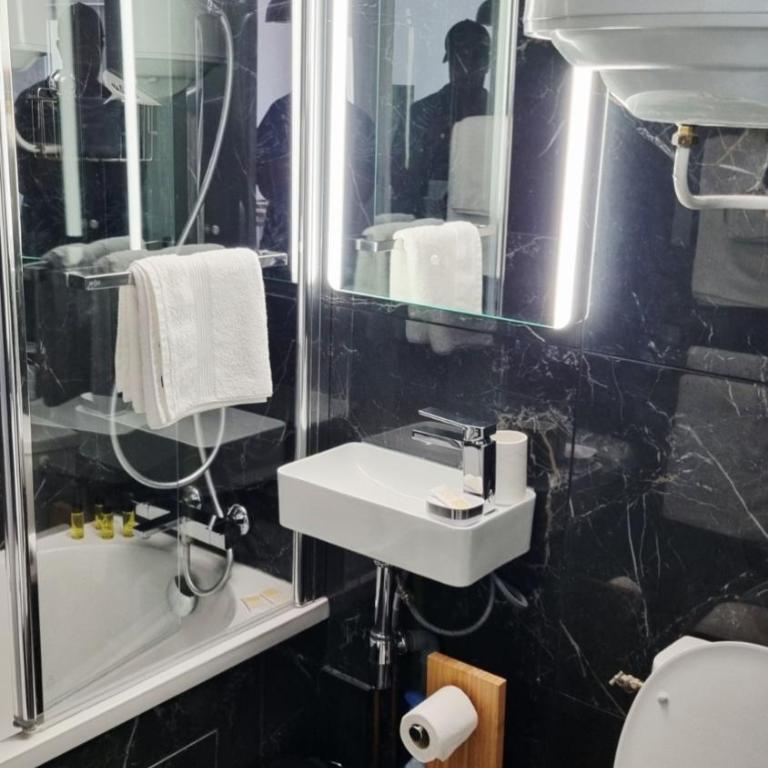 T2 Terrasse, Parking & Wifi, à 300m de la mer - Apartamento de 1 dormitorio - 5