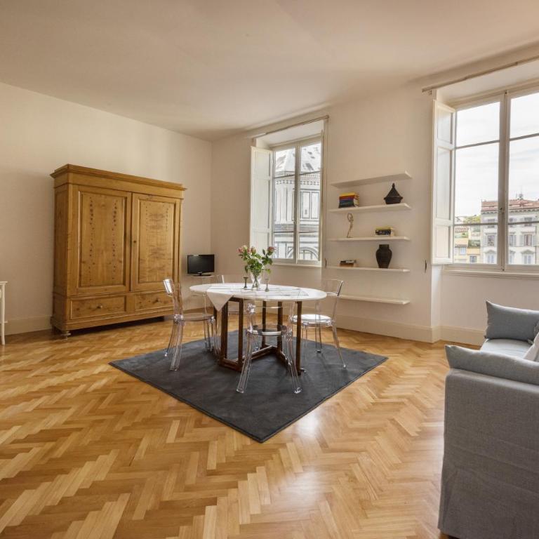 Casa Barontini - Appartamento con 1 Camera da Letto e Vista Duomo - 4