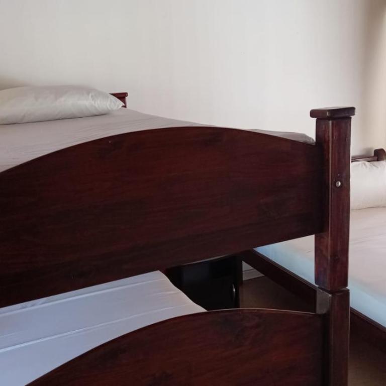 Hotel Villa De Los Angeles - Quadruple Room with Private Bathroom - 2