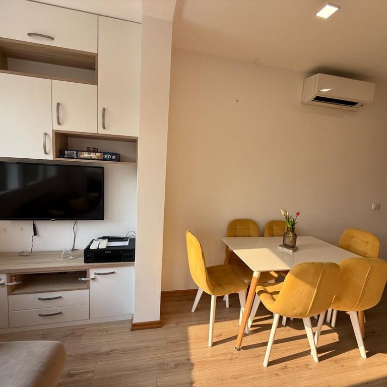 Spacious 2 bedroom Apartment near Marina by Solea Homes - Two-Bedroom Apartment - 8