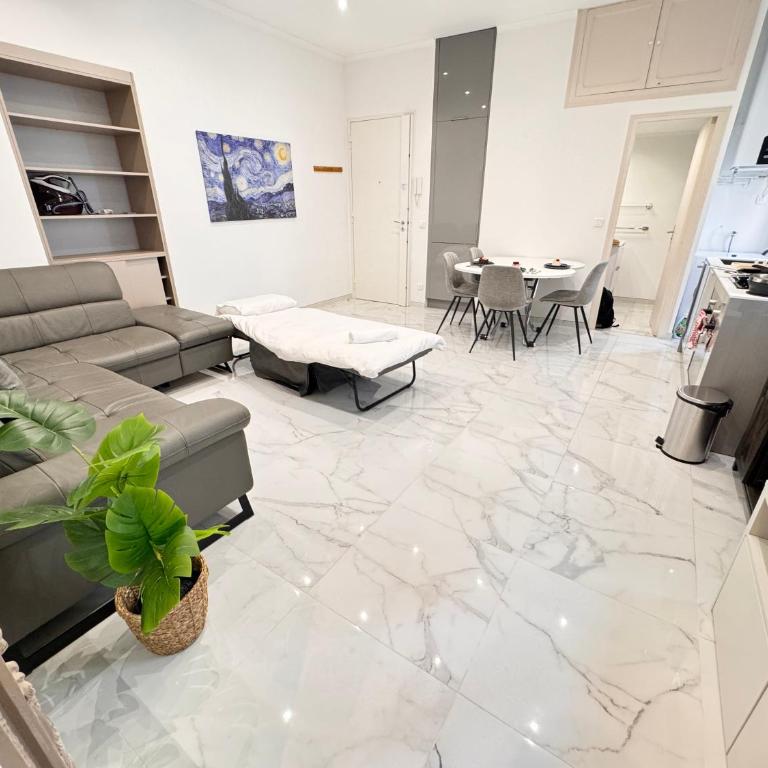 Bright, Central & Stylish 3 Min Walk to the Sea - Appartement Deluxe - 9