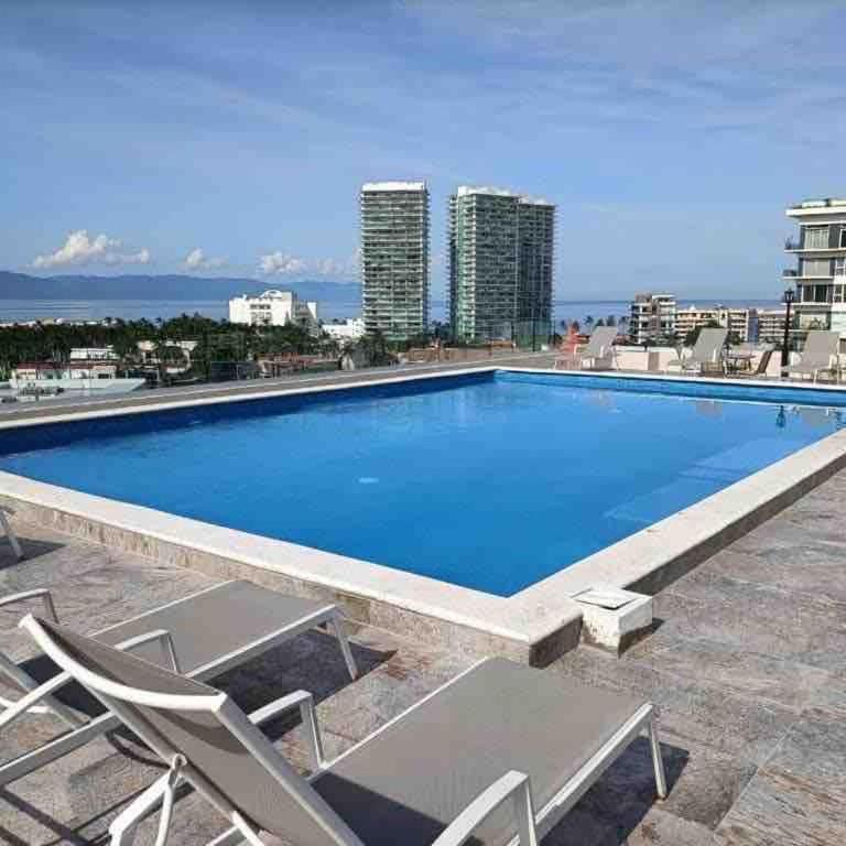 Beach Chic Condo in Hotel Zone - 700m to beach - One-Bedroom Apartment - 15