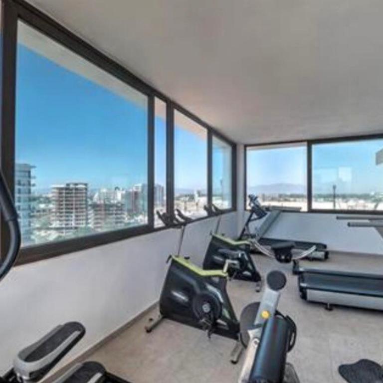 Beach Chic Condo in Hotel Zone - 700m to beach - One-Bedroom Apartment - 26