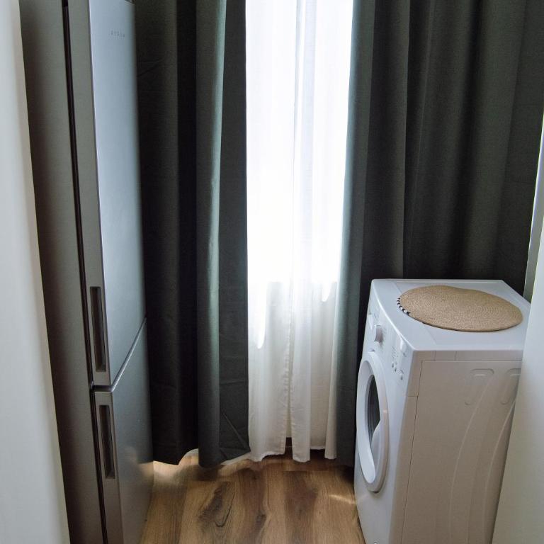 Iris House - One-Bedroom Standard Apartment - 12