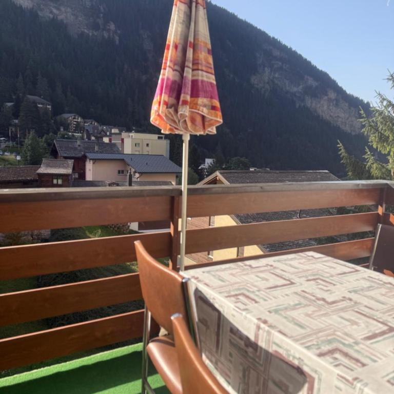 Haus Atlantic Leukerbad - Studio mit Balkon - 9