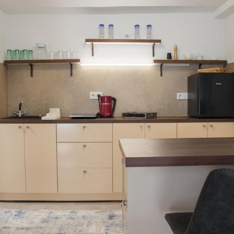 The Sarajevo Quarter - Peaceful Garden Stay in the Old City - One-Bedroom Apartment - 8