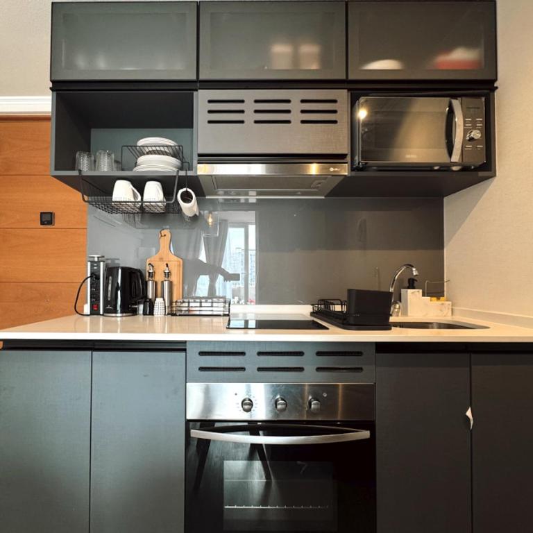 Departamento de Una Habitación, Terraza con parrilla, - Apartamento de 1 dormitorio - 2