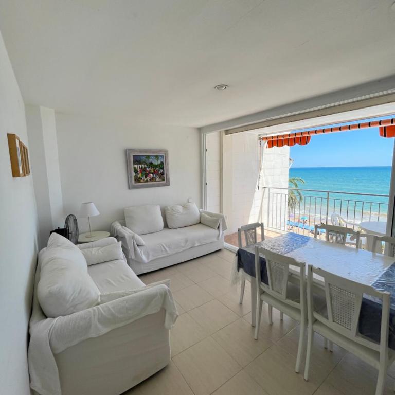 Apartamento frente al mar Calafell - Apartamento de 3 dormitorios - 16