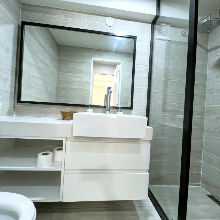 Exclusivo departamento en Barranco - One-Bedroom Apartment - 14