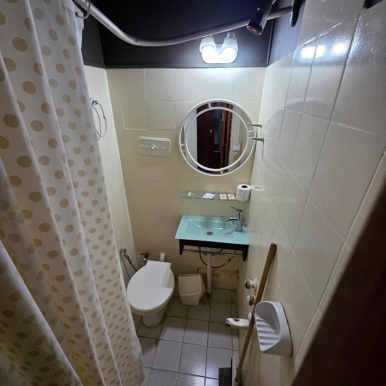 Hotel Sur - Habitación Triple Económica - 5